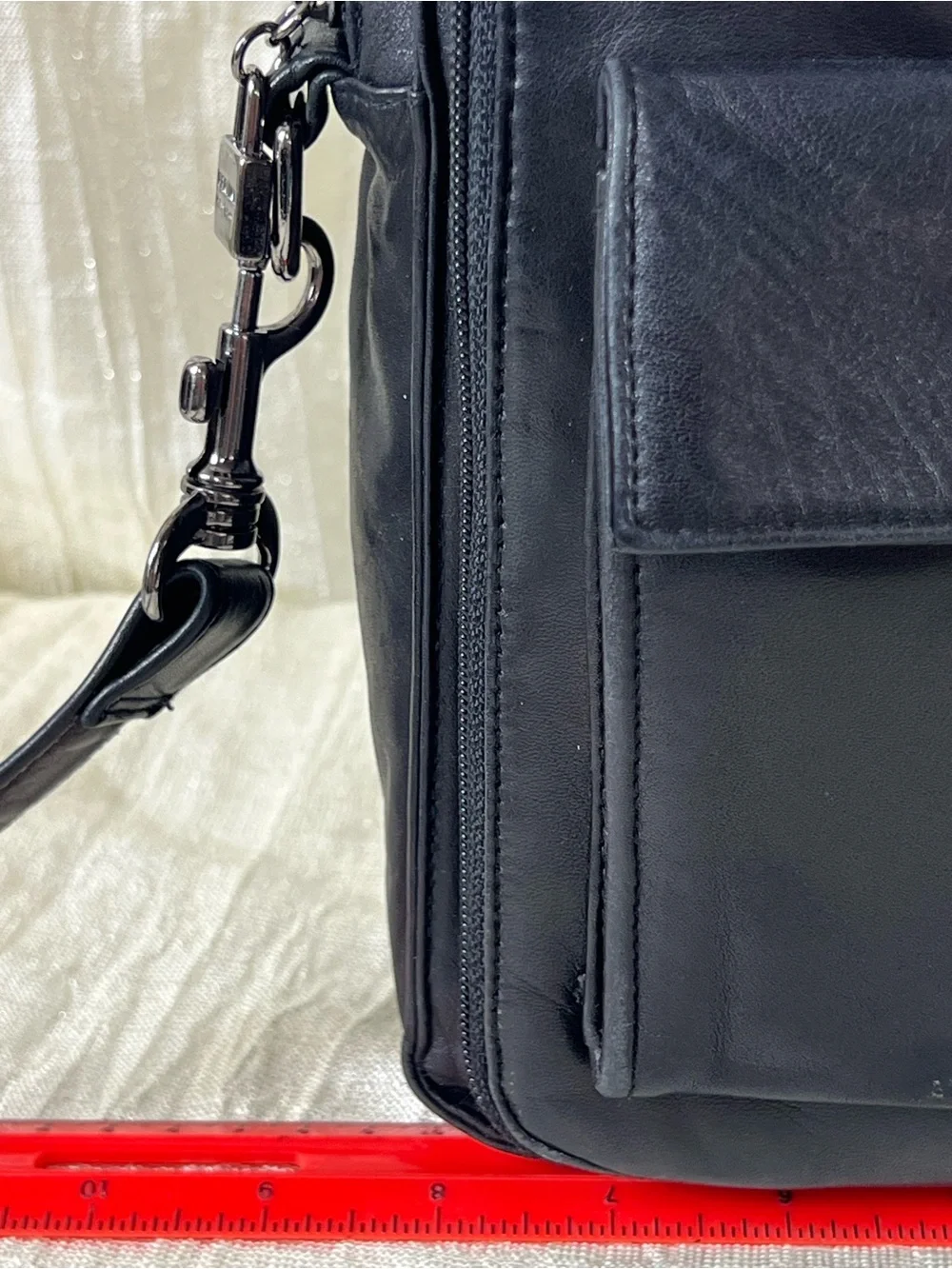 Vintage Perlina Black Leather Organizer Tablet Crossbody Messenger Travel Bag